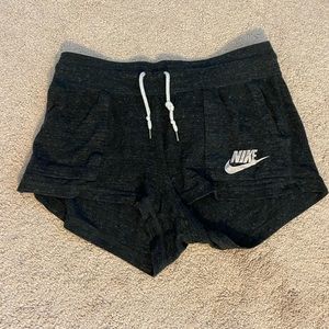 nike lounge shorts womens